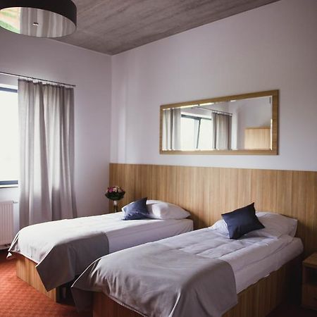 Hotel Turkovia 图雷克 外观 照片