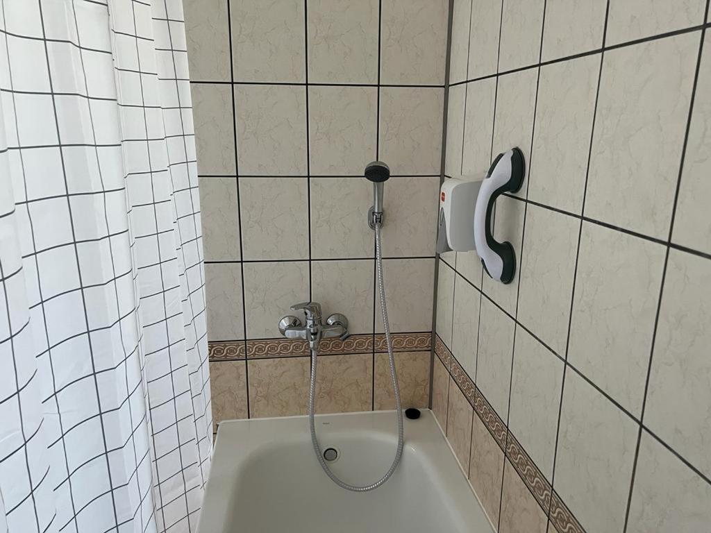 Hotel Turkovia 图雷克 外观 照片